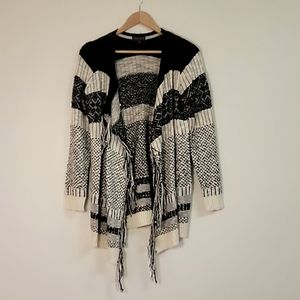 3/$15 💖 Artesia Black and Ivory Boho Cardigan Size Small